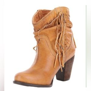 Naughty Monkey size 6 women’s genuine leather heeled ankle boots with fringe